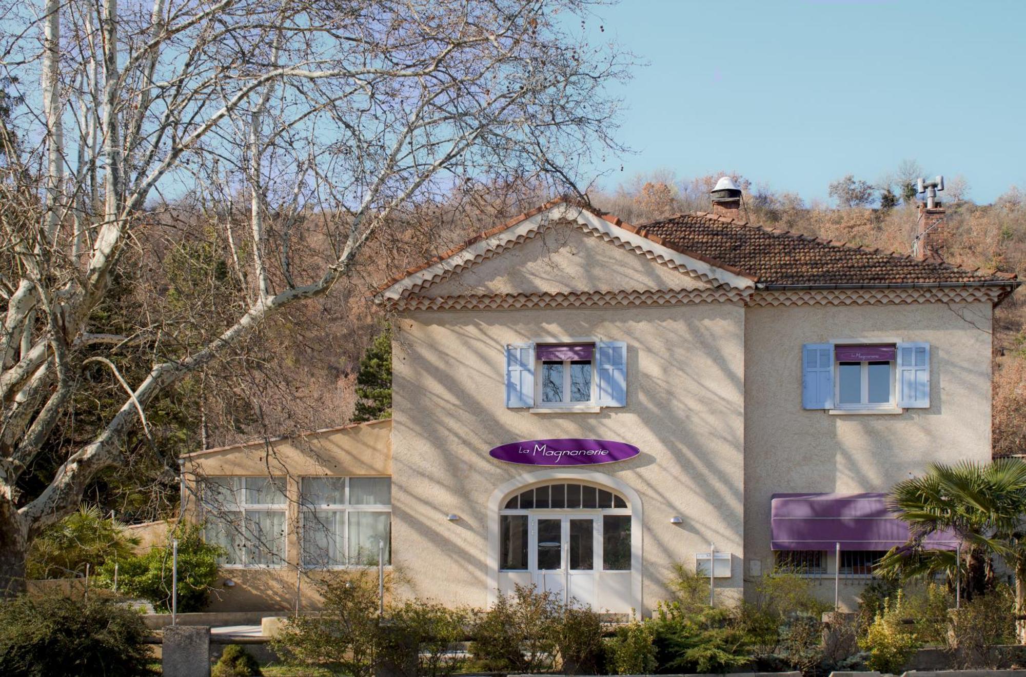 Logis Hotel La Magnanerie - Cote Bistro Aubignosc Zewnętrze zdjęcie
