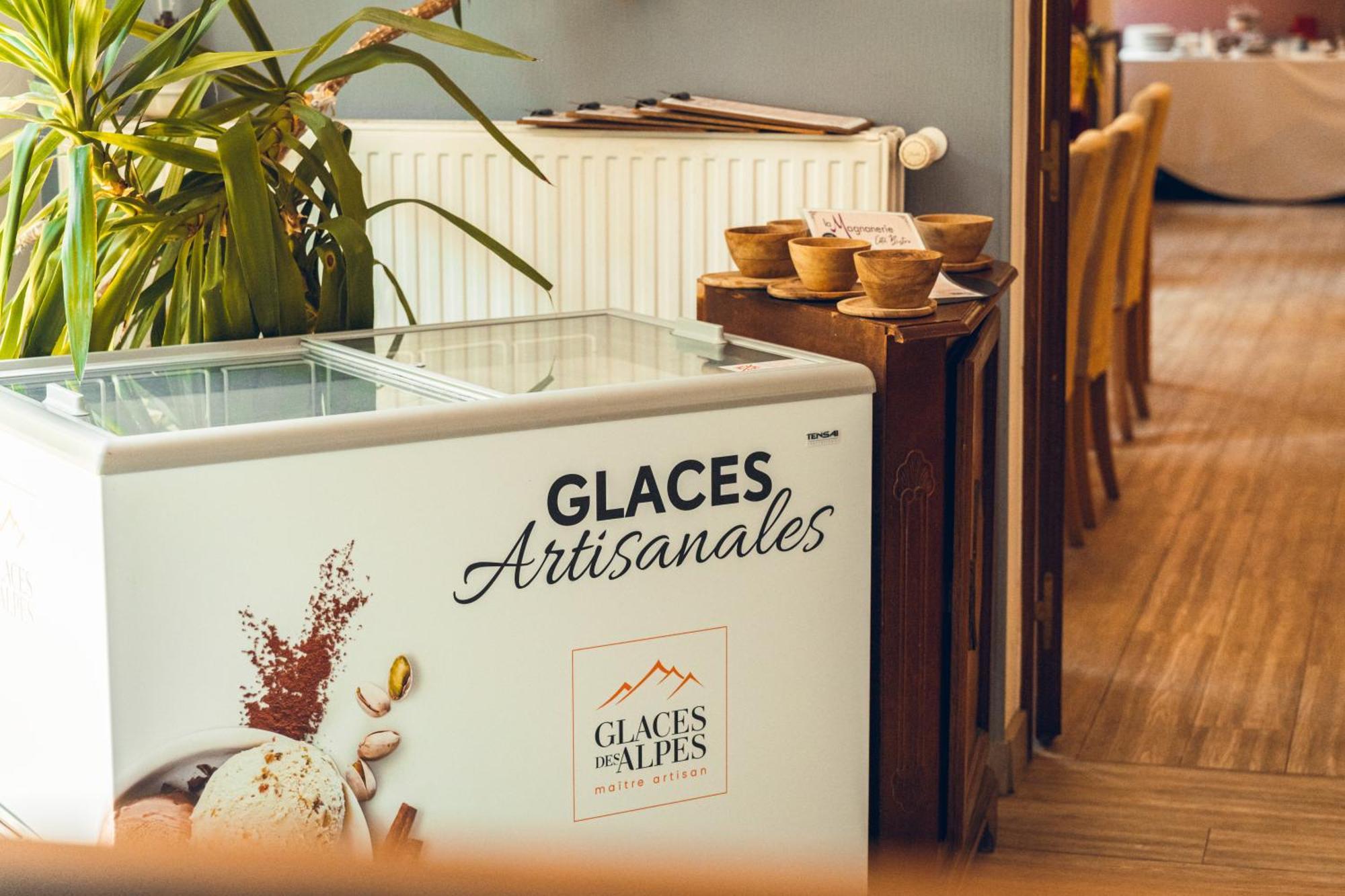 Logis Hotel La Magnanerie - Cote Bistro Aubignosc Zewnętrze zdjęcie