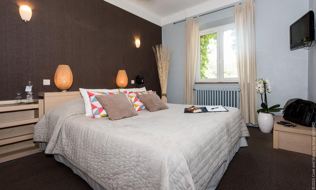Logis Hotel La Magnanerie - Cote Bistro Aubignosc Zewnętrze zdjęcie